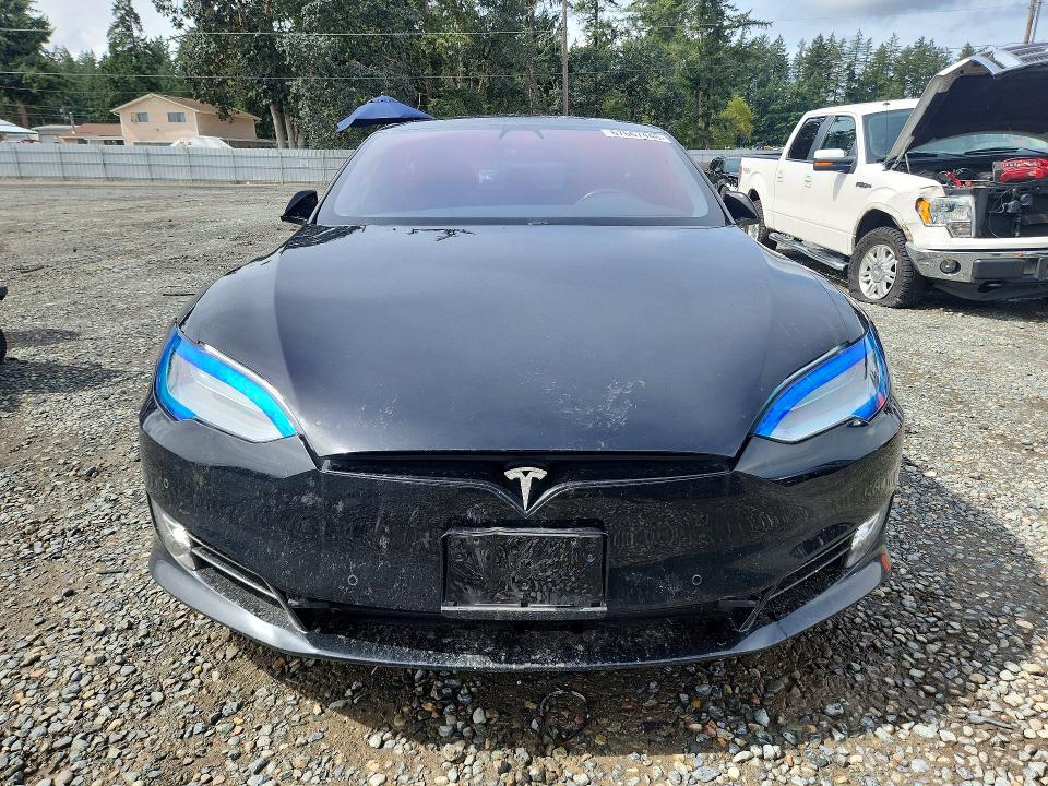 Photo 5 from auction – 2017 TESLA MODEL S with VIN 5YJSA1E29HF233328