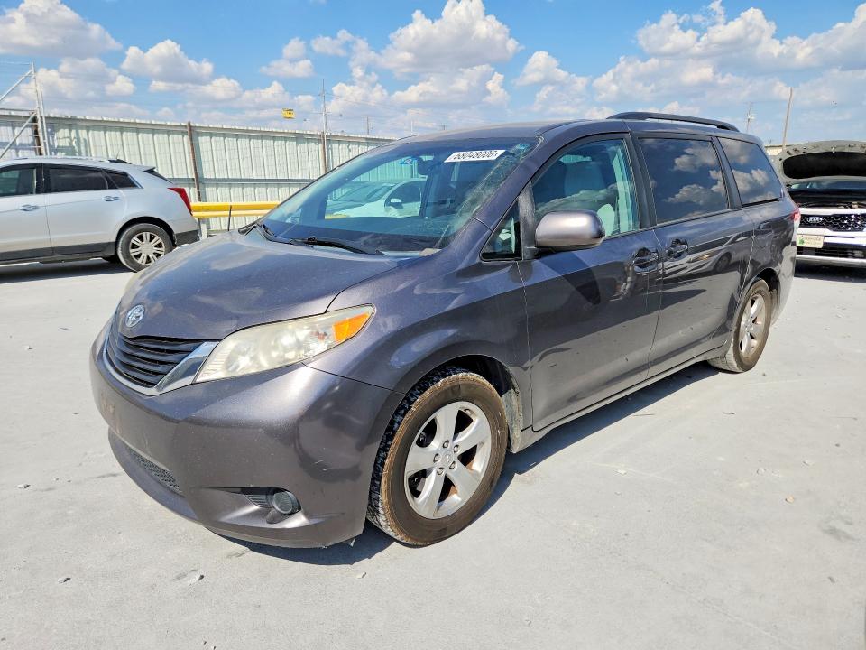 TOYOTA SIENNA 2013 with VIN 5TDKK3DC2DS301073 - Photo from auction