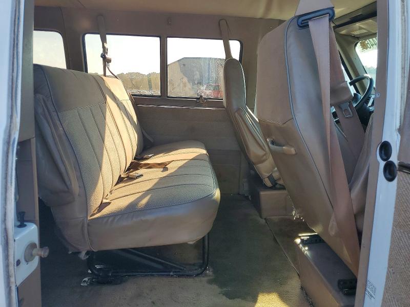 Снимка 11 от търг – 1995 CHEVROLET G30 с VIN 1GAHG39K1SF129636
