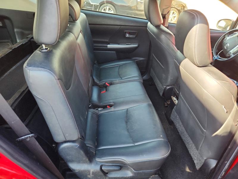 Photo 10 from auction – 2016 TOYOTA PRIUS V with VIN JTDZN3EUXGJ047692