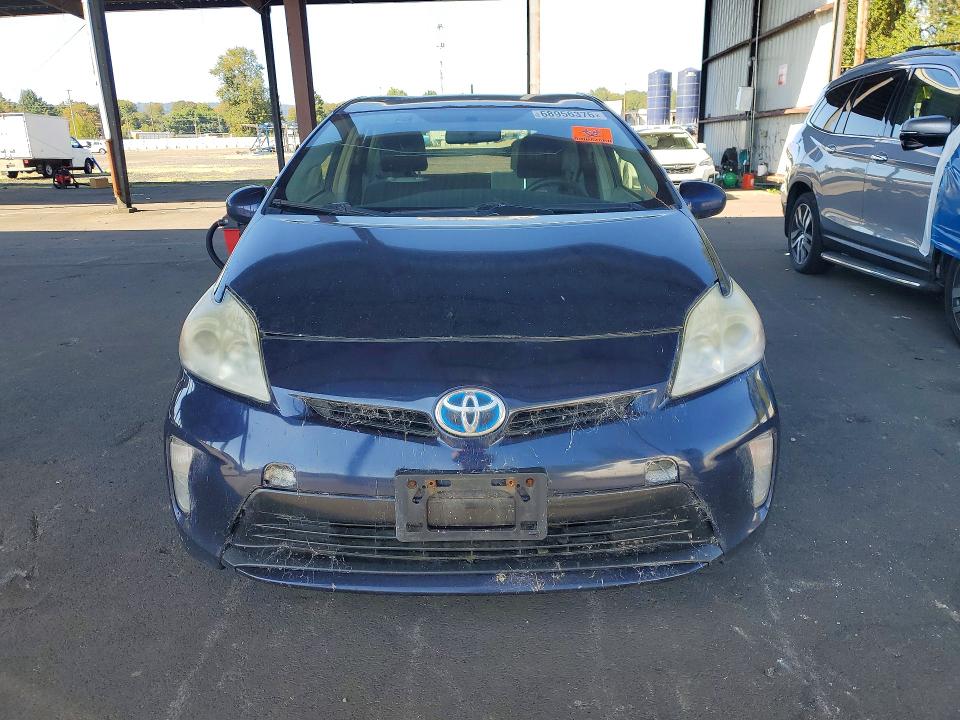 Photo 5 from auction – 2013 TOYOTA PRIUS with VIN JTDKN3DU9D1636098