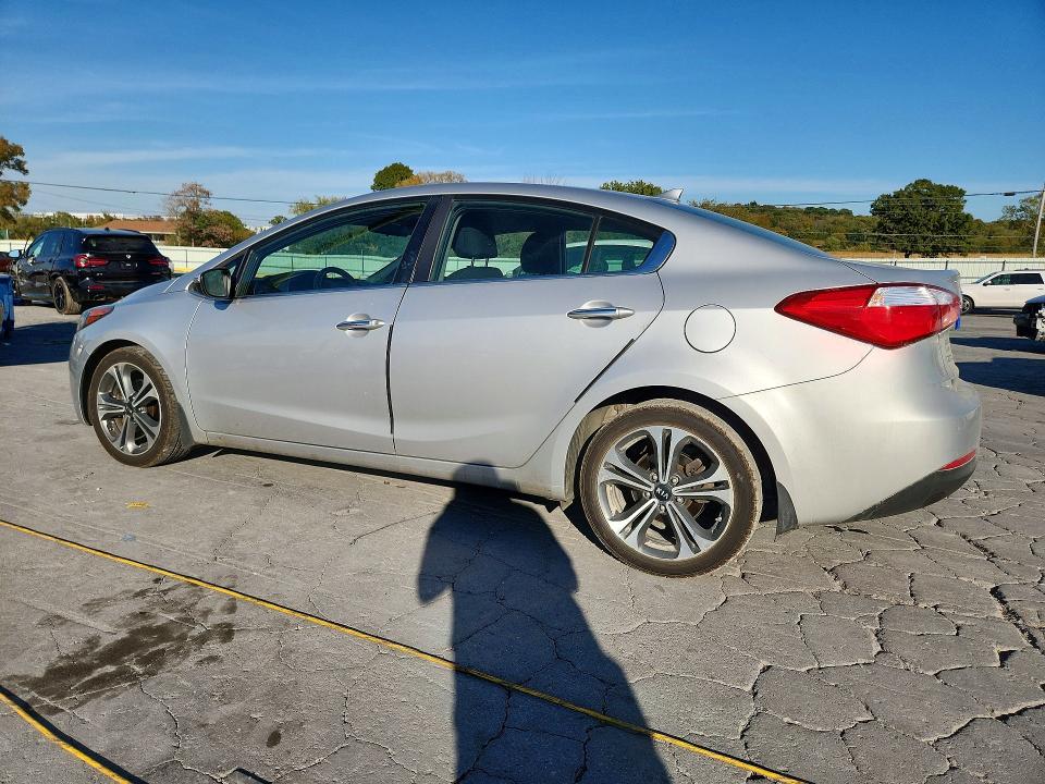 Photo 2 from auction – 2015 KIA FORTE with VIN KNAFX4A89F5342959