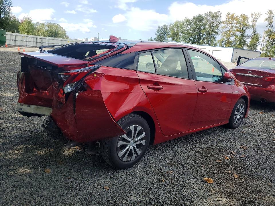 Photo 3 from auction – 2018 TOYOTA PRIUS with VIN JTDKARFU0J3068545