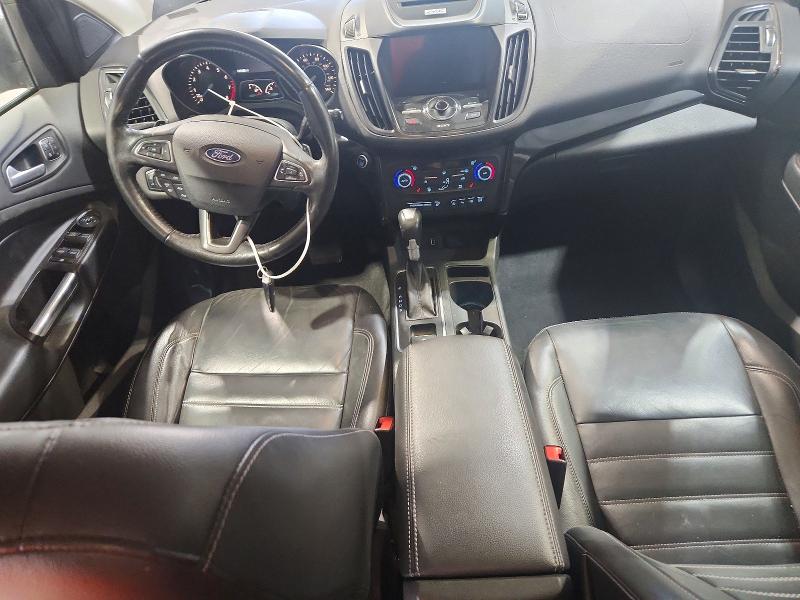 Photo 8 from auction – 2017 FORD ESCAPE with VIN 1FMCU0JDXHUB82843