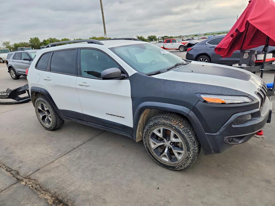 Photo 4 from auction – 2017 JEEP CHEROKEE with VIN 1C4PJMBB6HW614478