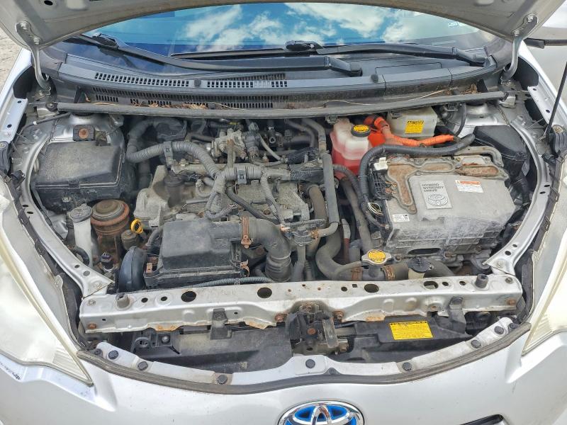 Photo 11 from auction – 2013 TOYOTA PRIUS C with VIN JTDKDTB39D1539299