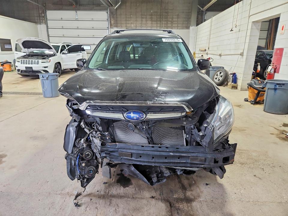 Фото 5 с аукциона – 2017 SUBARU FORESTER с VIN JF2SJAEC2HH571504