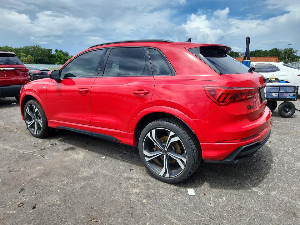 Снимка 2 от търг – 2024 AUDI Q3 с VIN WA1EECF37R1108076