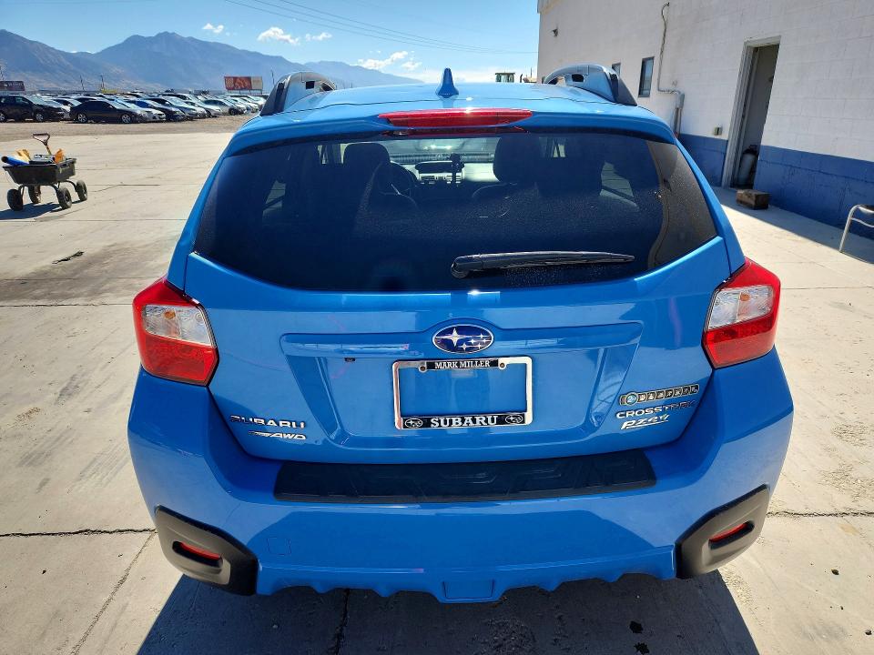 Photo 6 from auction – 2016 SUBARU CROSSTREK with VIN JF2GPANC8G8285594