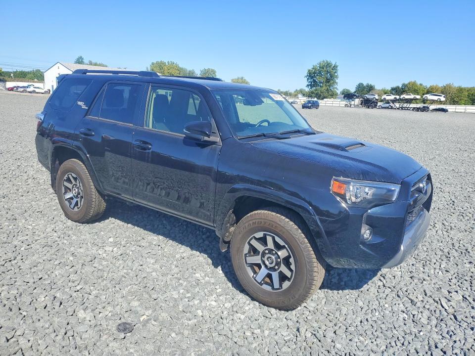 Photo 4 from auction – 2024 TOYOTA 4RUNNER with VIN JTERU5JR5R6290263