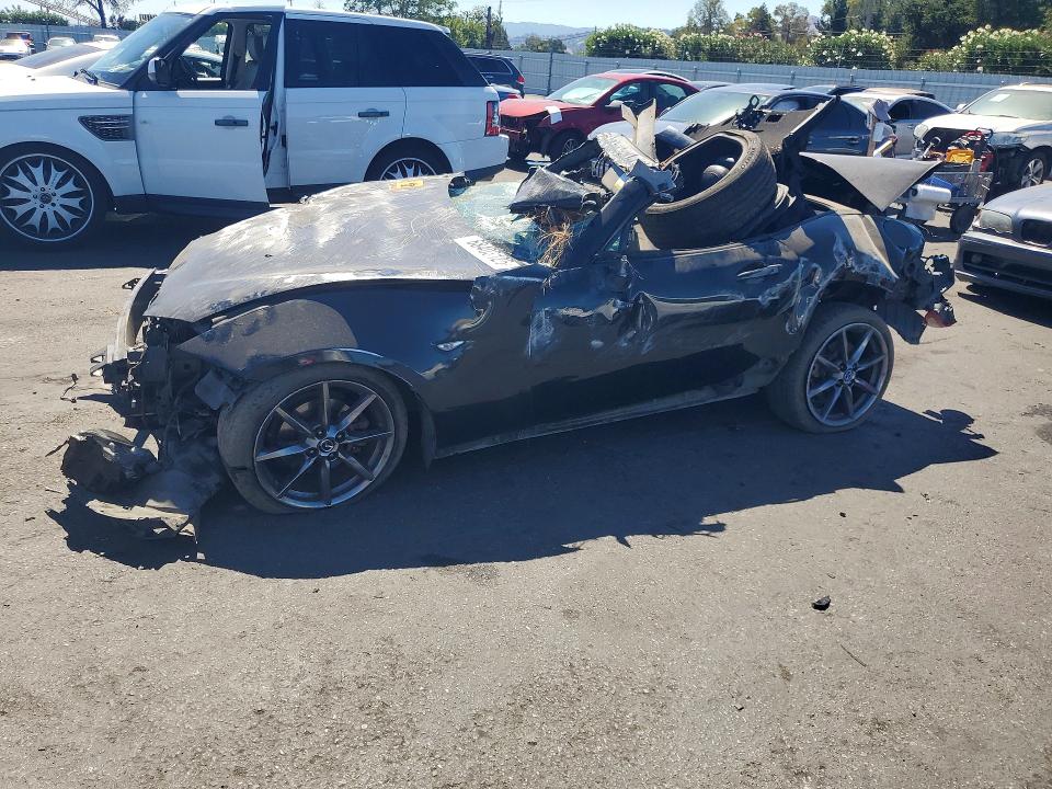 Photo 1 from auction – 2017 MAZDA MX-5 MIATA with VIN JM1NDAD74H0121326