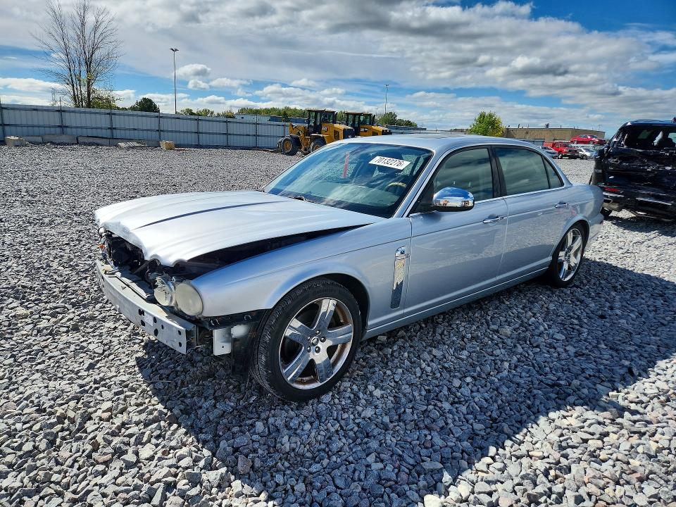 JAGUAR XJ 2008 z numerem VIN SAJWA82B68SH22436 - Zdjęcie z aukcji