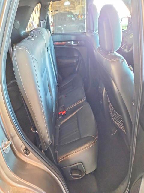 Photo 10 from auction – 2014 KIA SORENTO with VIN 5XYKW4A79EG451410