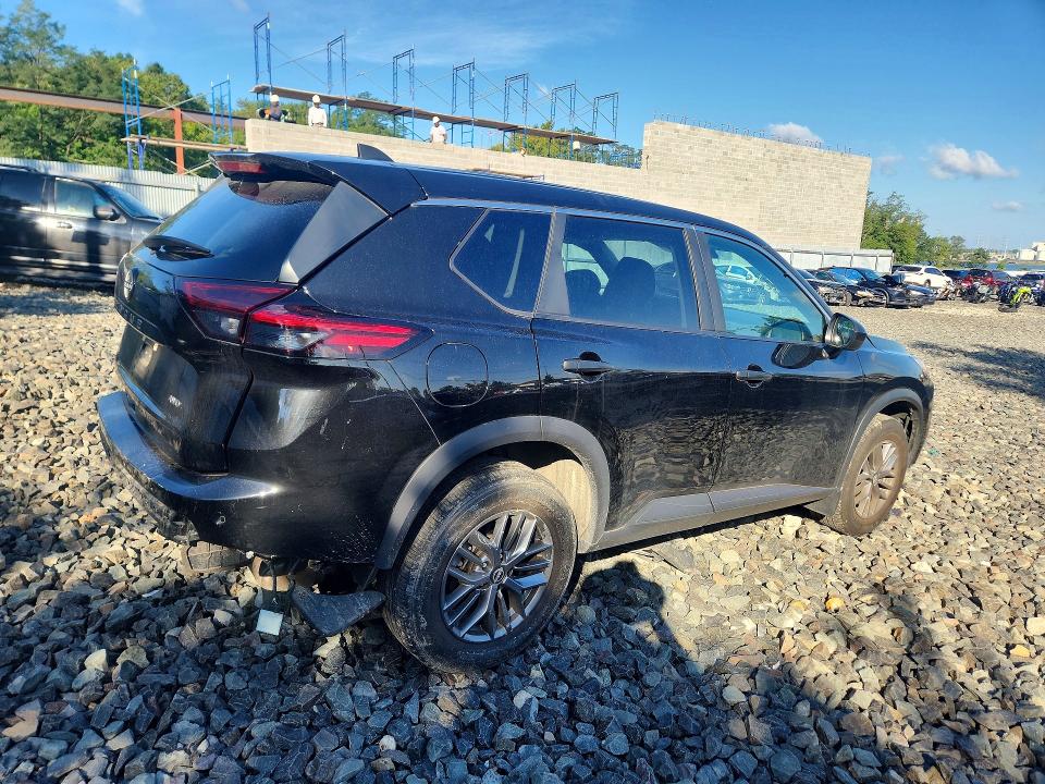 Photo 3 from auction – 2024 NISSAN ROGUE with VIN 5N1BT3AB2RC688897