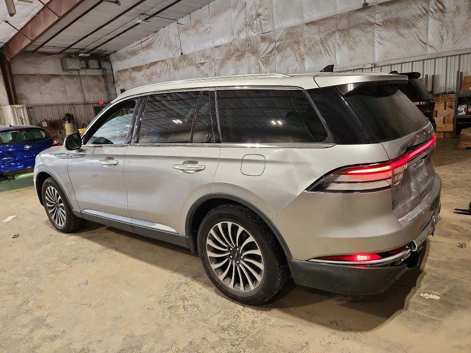 Photo 2 from auction – 2021 LINCOLN AVIATOR with VIN 5LM5J7XC8MGL03626