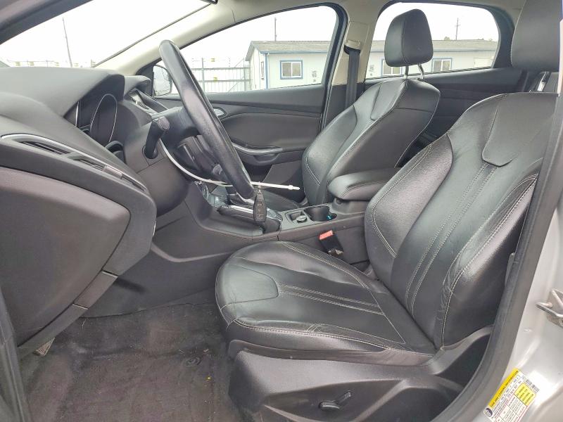 Снимка 7 от търг – 2012 FORD FOCUS с VIN 1FAHP3N27CL274296