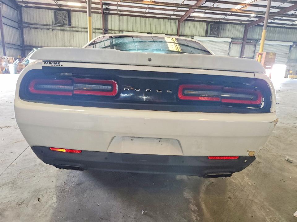 Foto 6 de la subasta – 2018 DODGE CHALLENGER con VIN 2C3CDZAG1JH202302