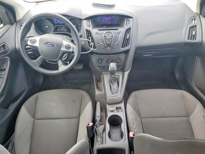 Zdjęcie 8 z aukcji – 2013 FORD FOCUS z VIN 1FADP3E2XDL149907