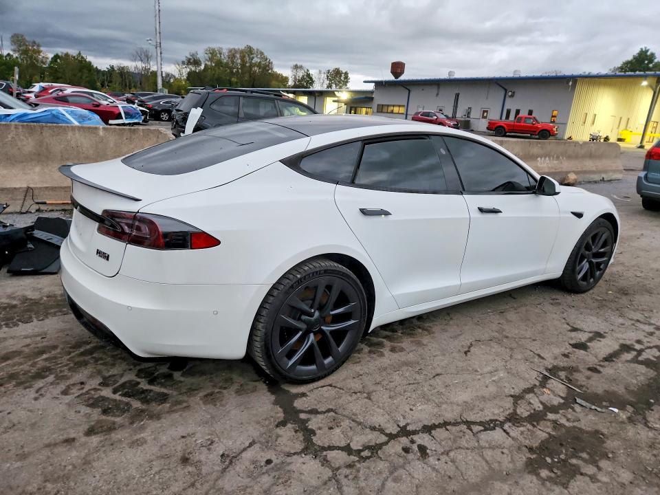 صورة رقم 3 من المزاد - 2021 TESLA MODEL S مع VIN 5YJSA1E67MF456948