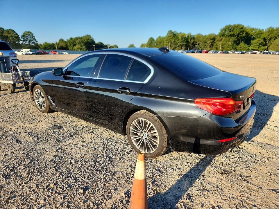 صورة رقم 2 من المزاد - 2019 BMW 530 مع VIN WBAJA7C57KWW26756