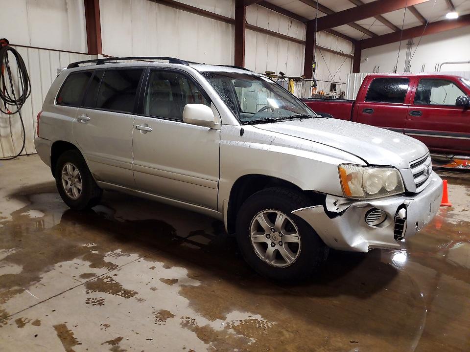 Снимка 4 от търг – 2003 TOYOTA HIGHLANDER с VIN JTEHF21A330153749