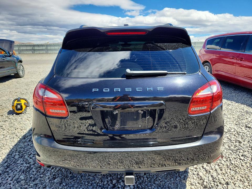 Photo 6 from auction – 2014 PORSCHE CAYENNE with VIN WP1AB2A27ELA59237