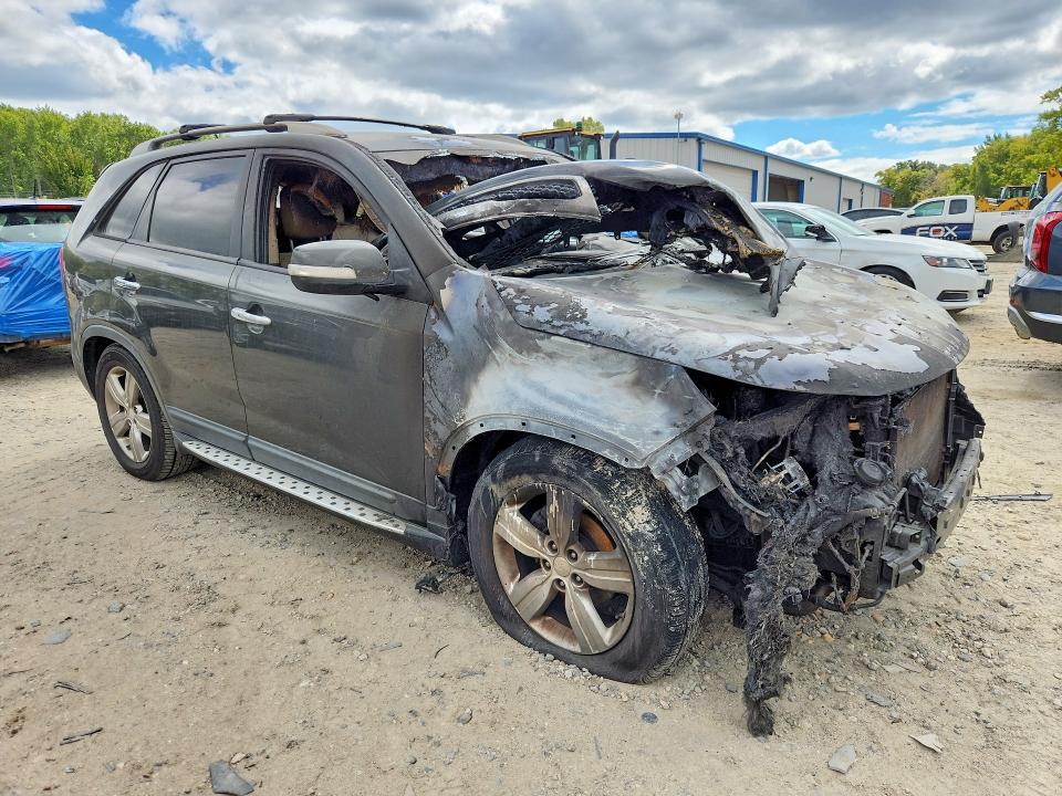 صورة رقم 4 من المزاد - 2012 KIA SORENTO مع VIN 5XYKU4A62CG268540
