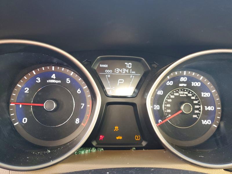 Снимка 9 от търг – 2011 HYUNDAI ELANTRA с VIN 5NPDH4AE7BH023566