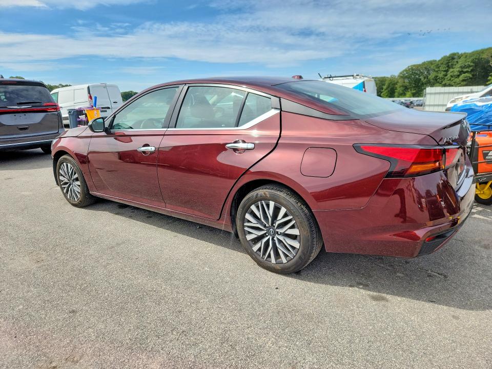 Photo 2 from auction – 2025 NISSAN ALTIMA with VIN 1N4BL4DV7SN306363