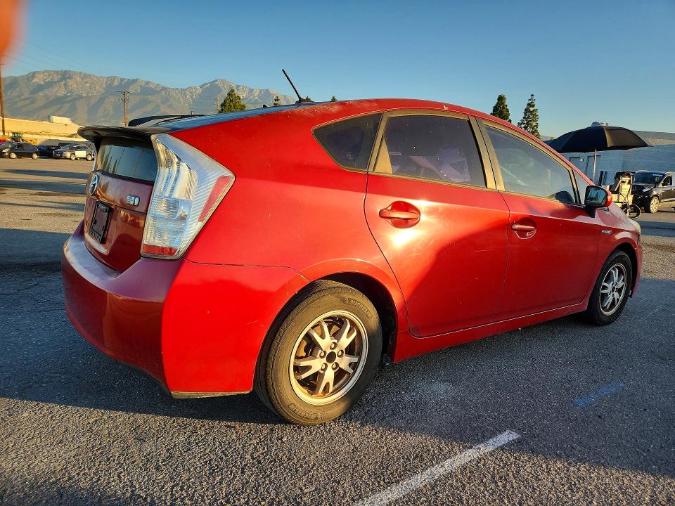 Foto 3 de la subasta – 2011 TOYOTA PRIUS con VIN JTDKN3DU6B5346844