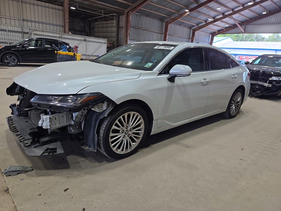 Снимка 1 от търг – 2019 TOYOTA AVALON с VIN 4T1BZ1FB0KU005459