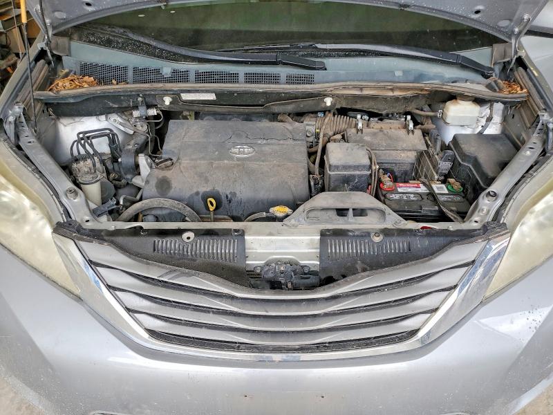 Photo 12 from auction – 2014 TOYOTA SIENNA with VIN 5TDYK3DC9ES429726