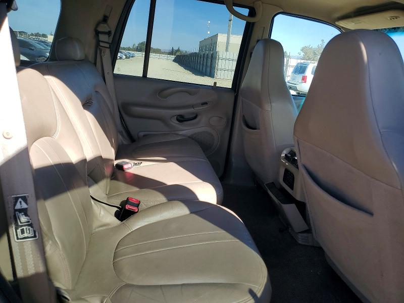 Photo 11 from auction – 2001 FORD EXPEDITION with VIN 1FMEU17L61LB26326