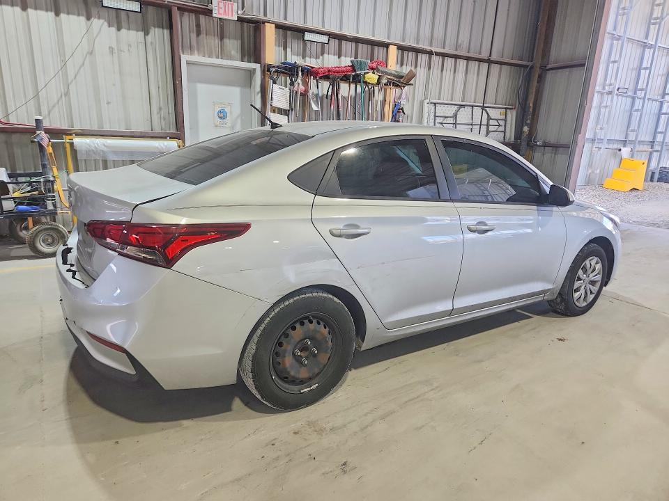 Photo 3 from auction – 2019 HYUNDAI ACCENT with VIN 3KPC24A32KE069726