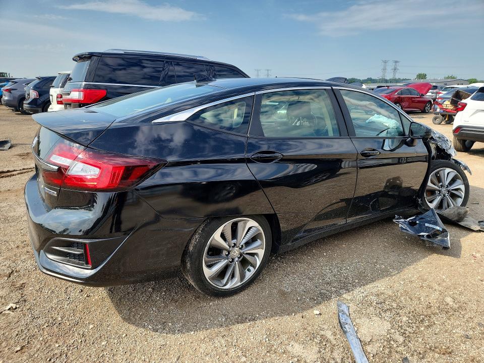 Снимка 3 от търг – 2018 HONDA CLARITY с VIN JHMZC5F10JC011249