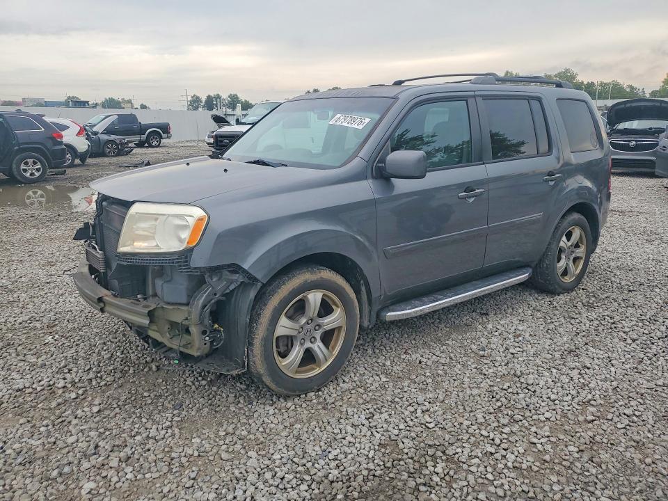 HONDA PILOT 2013 with VIN 5FNYF4H47DB003176 - Photo from auction