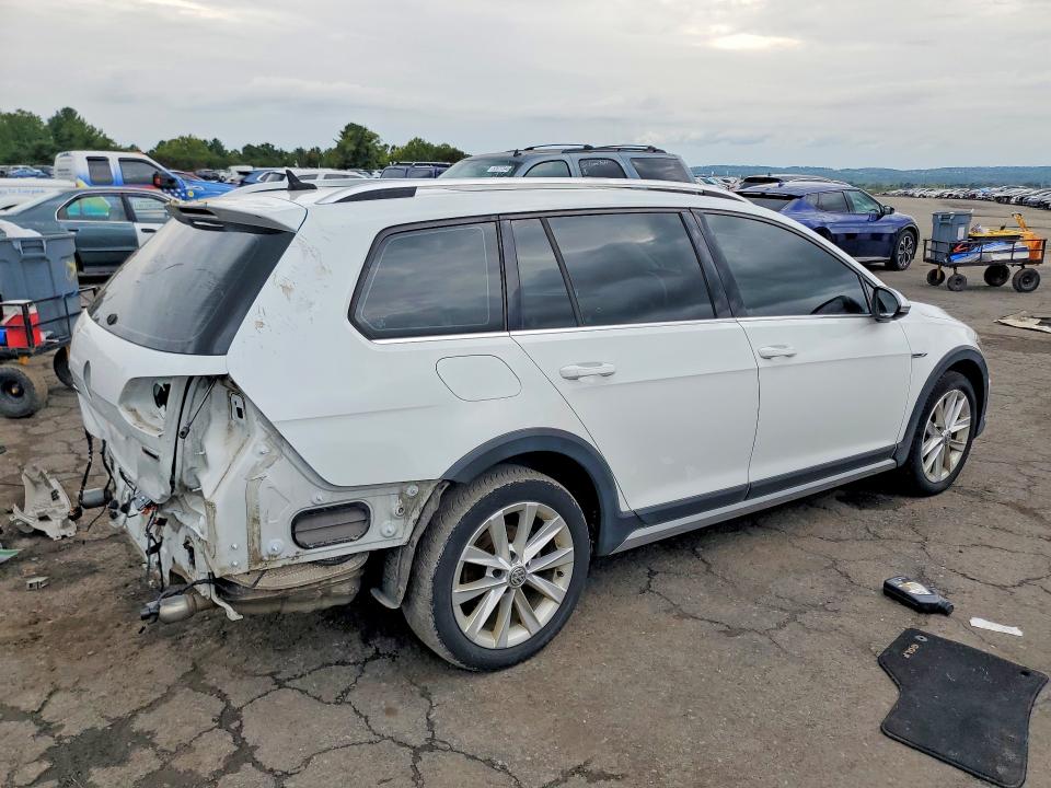 Снимка 3 от търг – 2019 VOLKSWAGEN GOLF ALLTRACK с VIN 3VWH17AU6KM521246