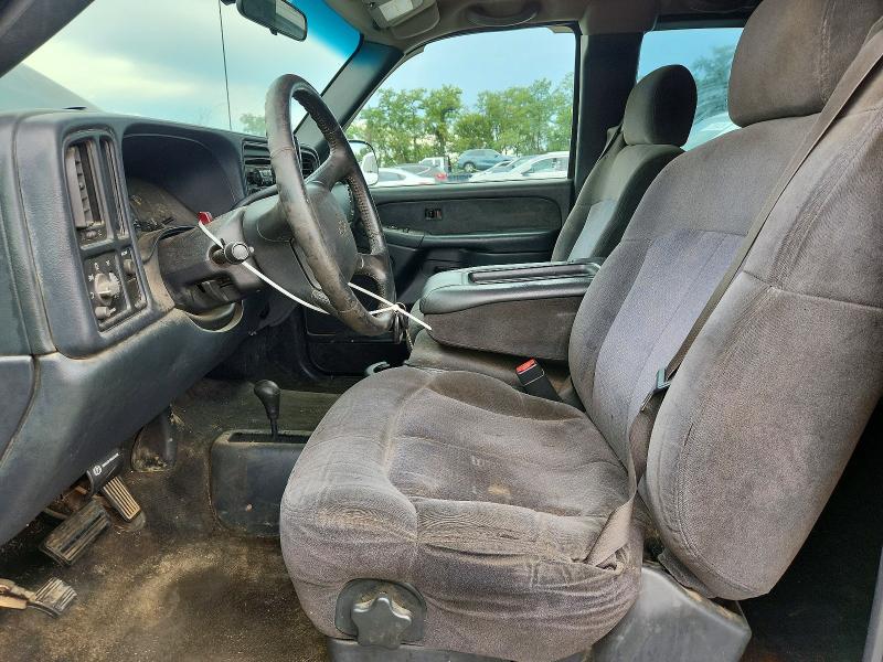 Photo 7 from auction – 2001 CHEVROLET SILVERADO with VIN 1GCEK19V31E315142