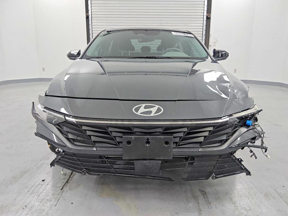 Снимка 5 от търг – 2026 HYUNDAI ELANTRA с VIN KMHLS4DG2TU146608