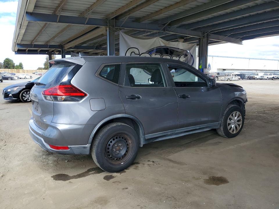 Photo 3 from auction – 2017 NISSAN ROGUE with VIN KNMAT2MV8HP523203