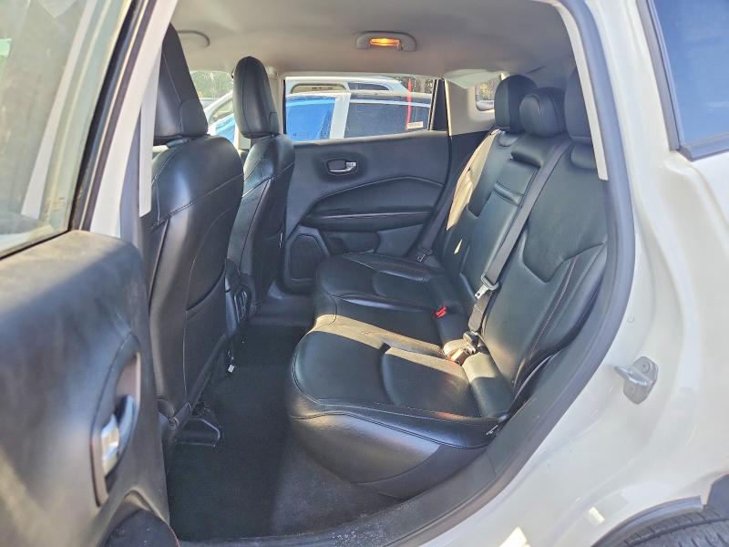 Снимка 11 от търг – 2020 JEEP COMPASS с VIN 3C4NJDCB8LT128131