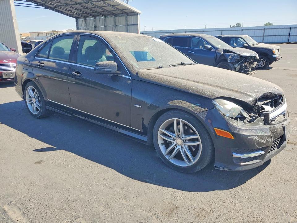 Photo 4 from auction – 2012 MERCEDES-BENZ C with VIN WDDGF4HB5CR233128
