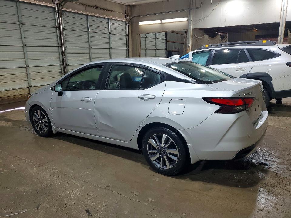 Photo 2 from auction – 2020 NISSAN VERSA with VIN 3N1CN8EV0LL811003