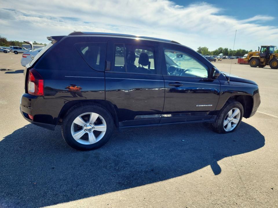 Photo 3 from auction – 2015 JEEP COMPASS with VIN 1C4NJDEB5FD215184