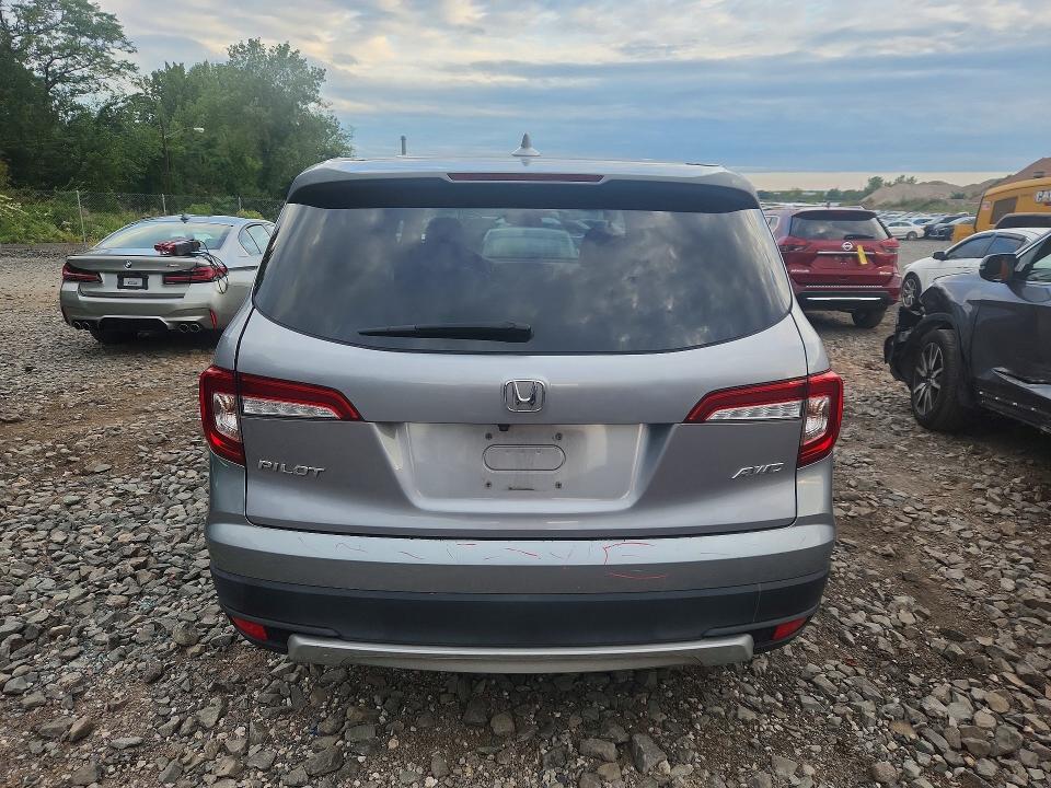 Photo 6 from auction – 2020 HONDA PILOT with VIN 5FNYF6H55LB069406
