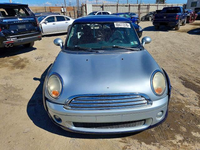 Photo 5 from auction – 2008 MINI COOPER with VIN WMWMF33568TT66206