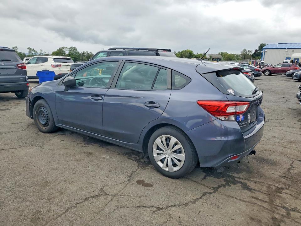 Фото 2 с аукциона – 2017 SUBARU IMPREZA с VIN 4S3GTAA61H3743078