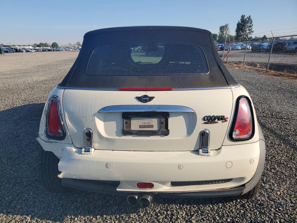 Zdjęcie 6 z aukcji – 2006 MINI COOPER z VIN WMWRH33526TK59487