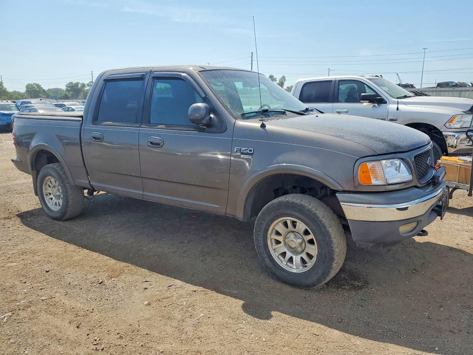 Photo 4 from auction – 2002 FORD F150 with VIN 1FTRW08L72KB31356