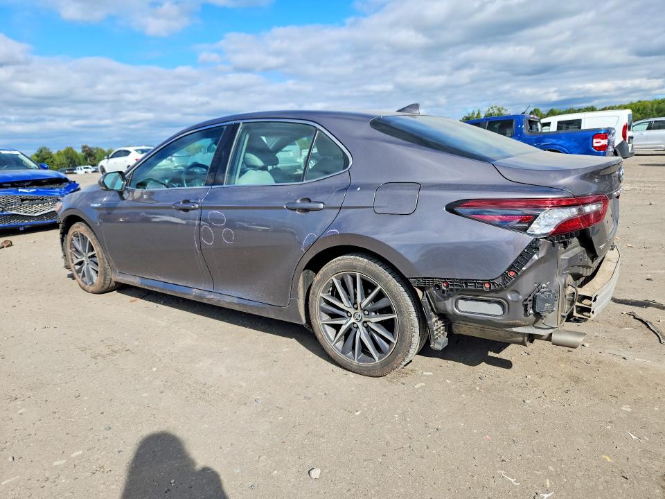 صورة رقم 2 من المزاد - 2021 TOYOTA CAMRY مع VIN 4T1F31AK6MU024191